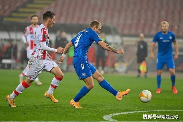 阿森纳在欧冠首战中小胜那不勒斯，厄德高崭露头角